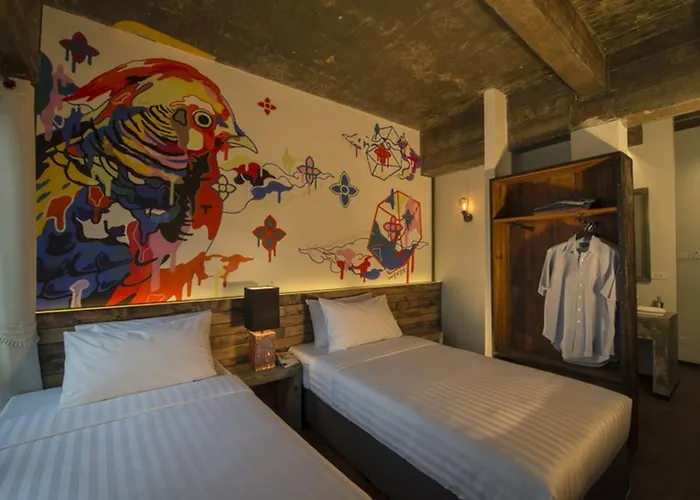 Hotel Cacha - Near Bts Ratchathewi & Siam 3*