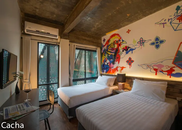 Hotel Cacha - Near Bts Ratchathewi & Siam 3*
