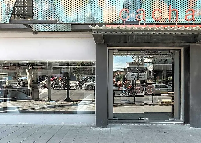 Cacha - Near Bts Ratchathewi & Siam 3*